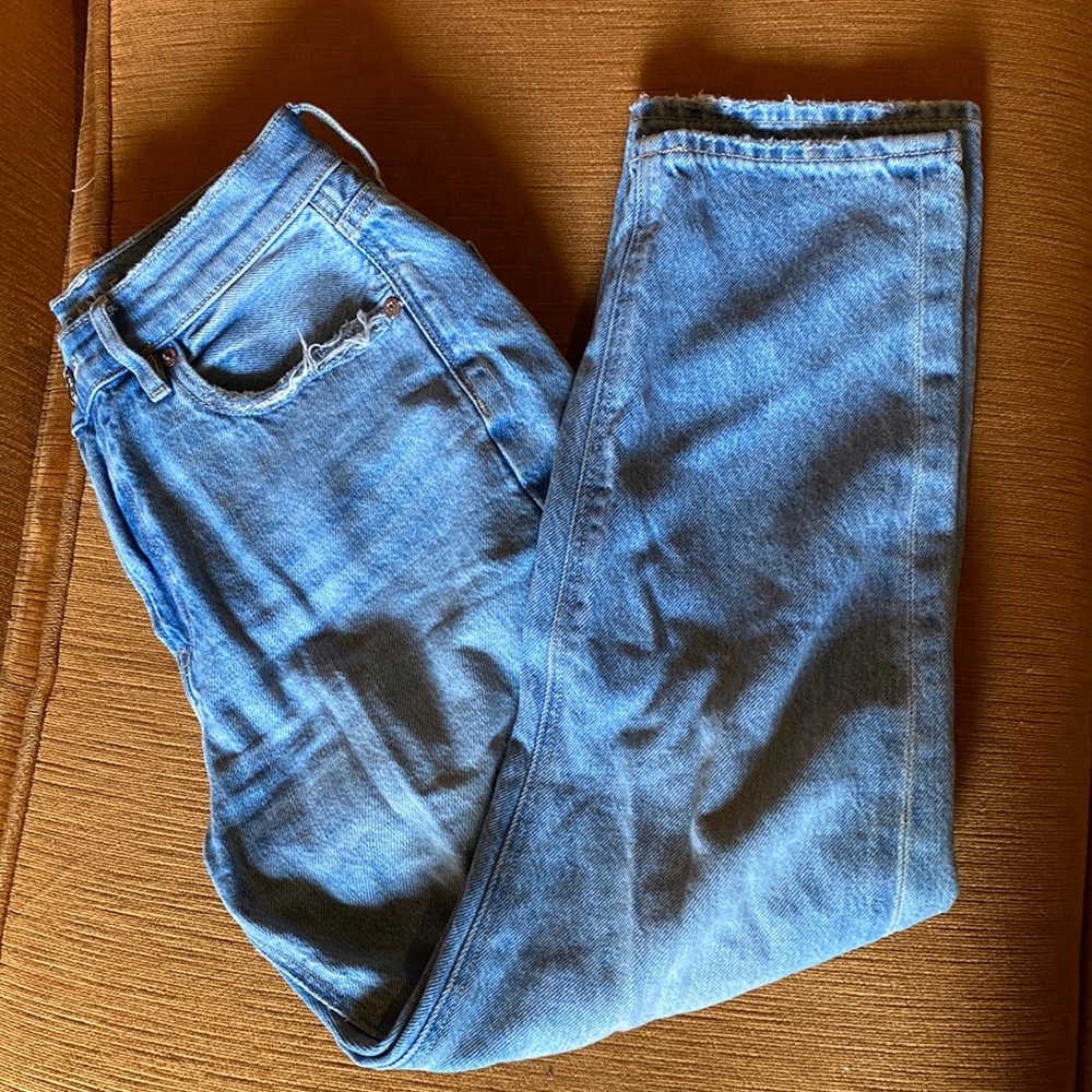 American Eagle High Waisted Mom Jeans